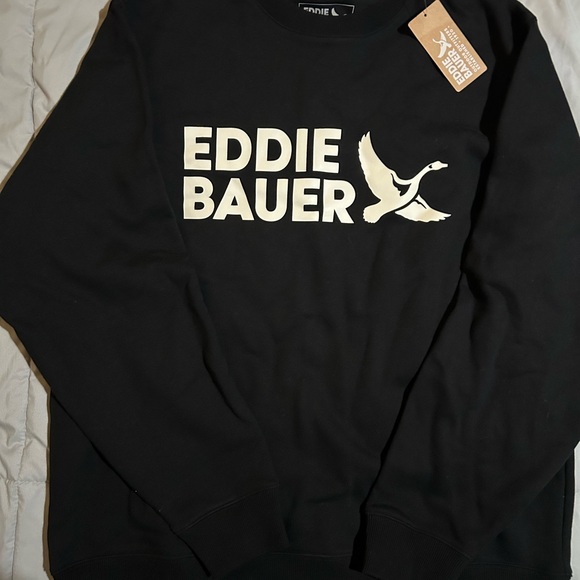 Eddie Bauer Black Crewneck Sweater - Picture 1 of 3